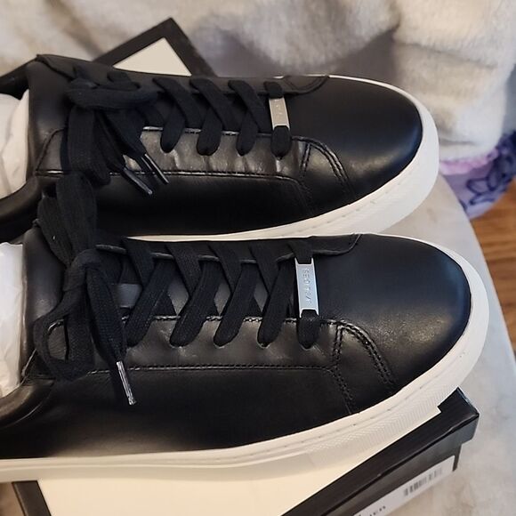 Men's J Slides leather size 9 NWOT - Picture 2 of 7